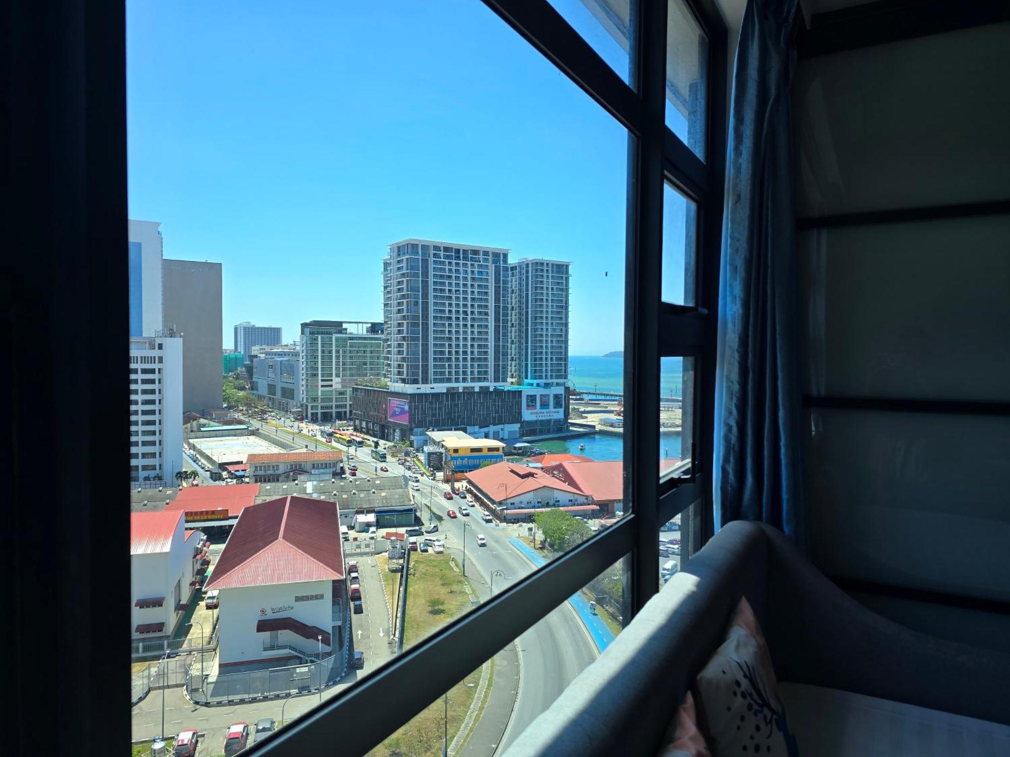 Nana - Jesselton Quay